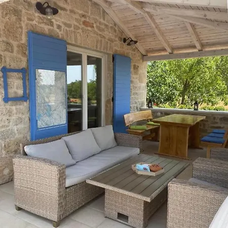 Сasa de vacaciones House With A Swimming Pool Puljane, Krka - 23038 *